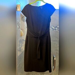 Ann Taylor Cap Sleeve Knee length dress petite